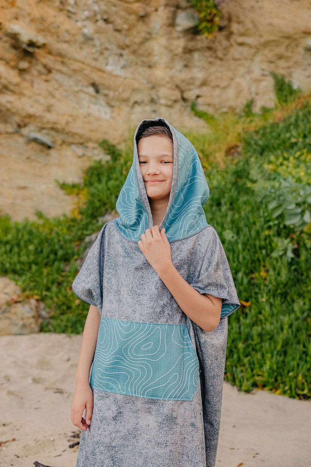 Kids reversible poncho